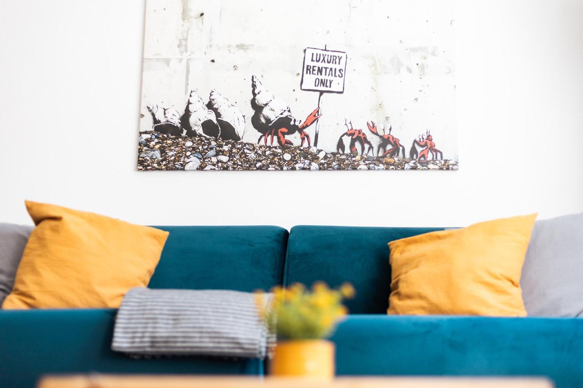 Ko-Living Space An Der Oper - Street Art Design Apartments Галль Экстерьер фото