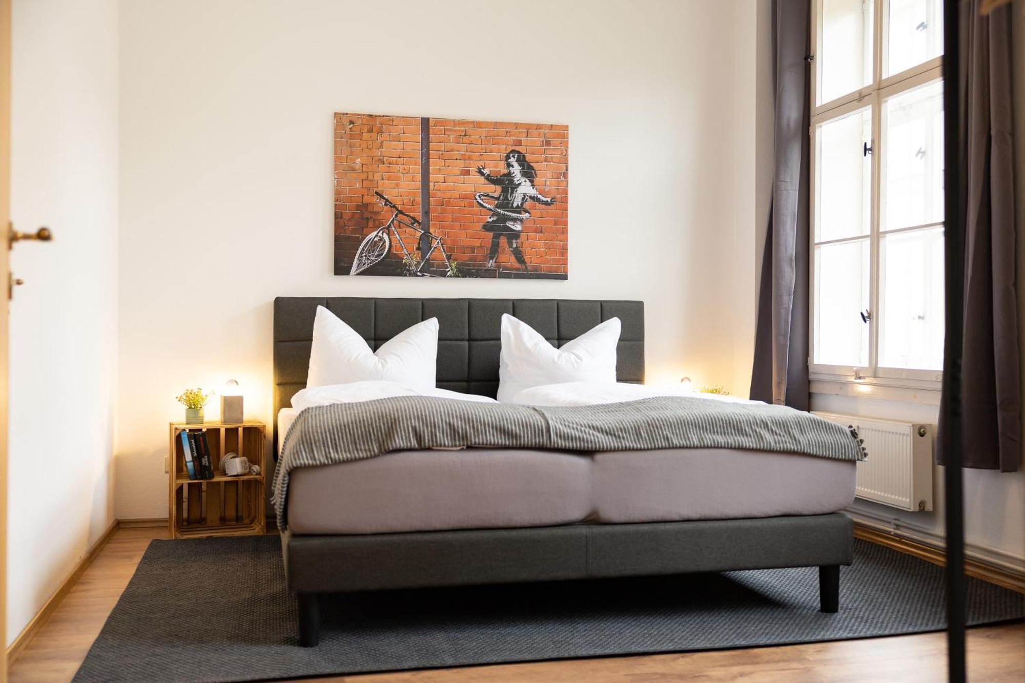Ko-Living Space An Der Oper - Street Art Design Apartments Галль Экстерьер фото